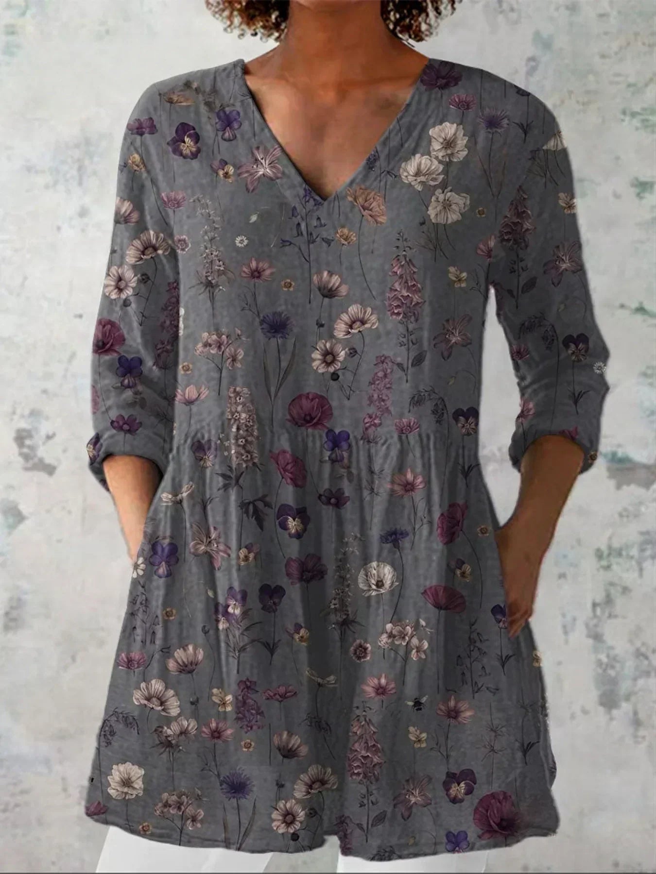 Emma | Bloemen Kunstafdruk V-Hals Shirt