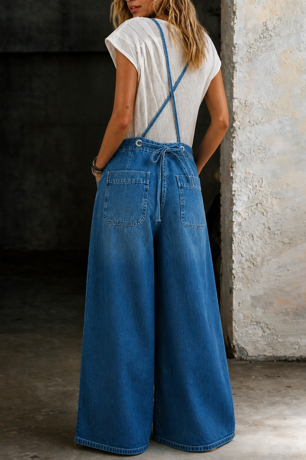 Elizabeth | Brede Pijpen Draagband Jumpsuit