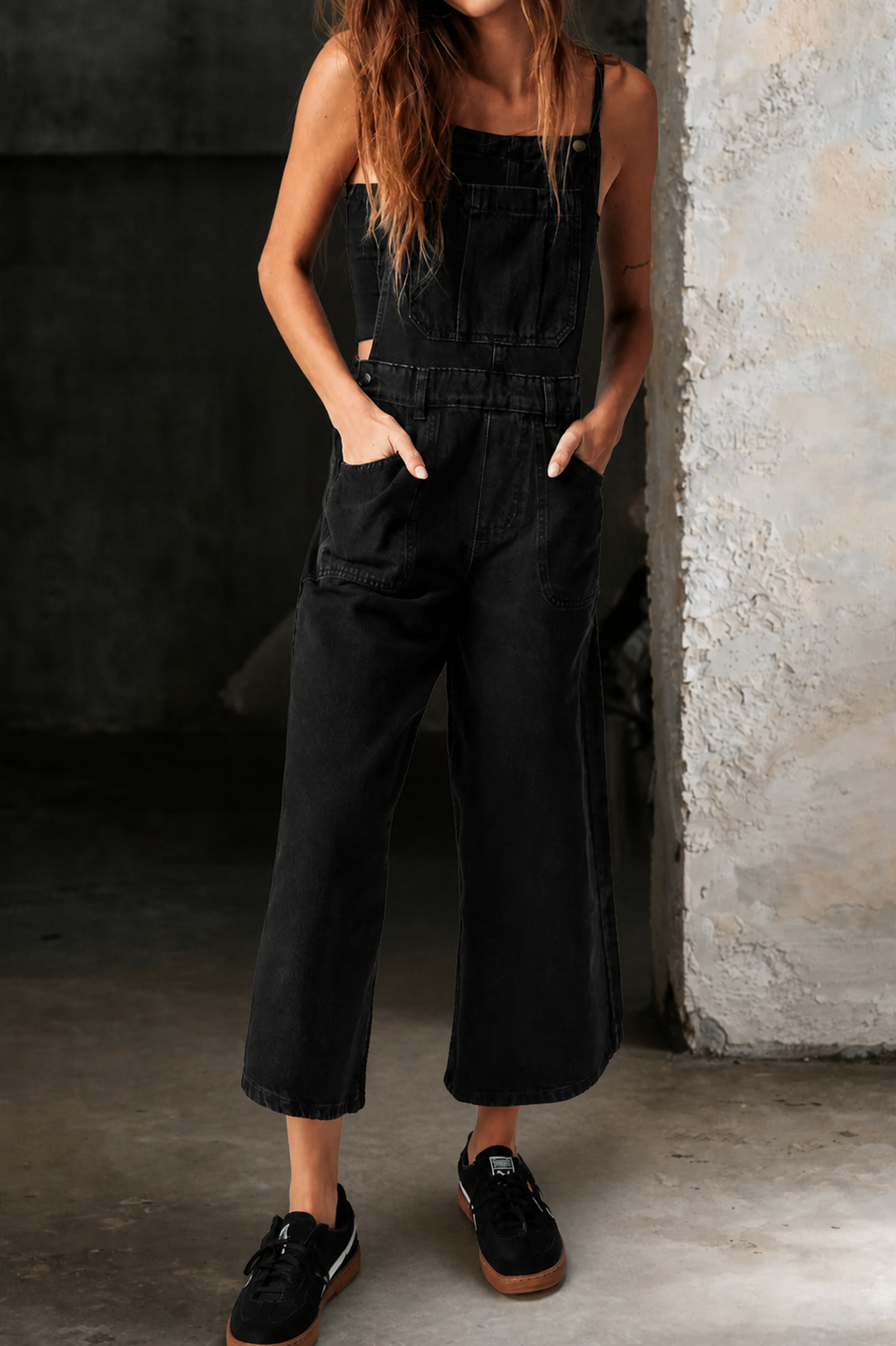 Elizabeth | Brede Pijpen Draagband Jumpsuit