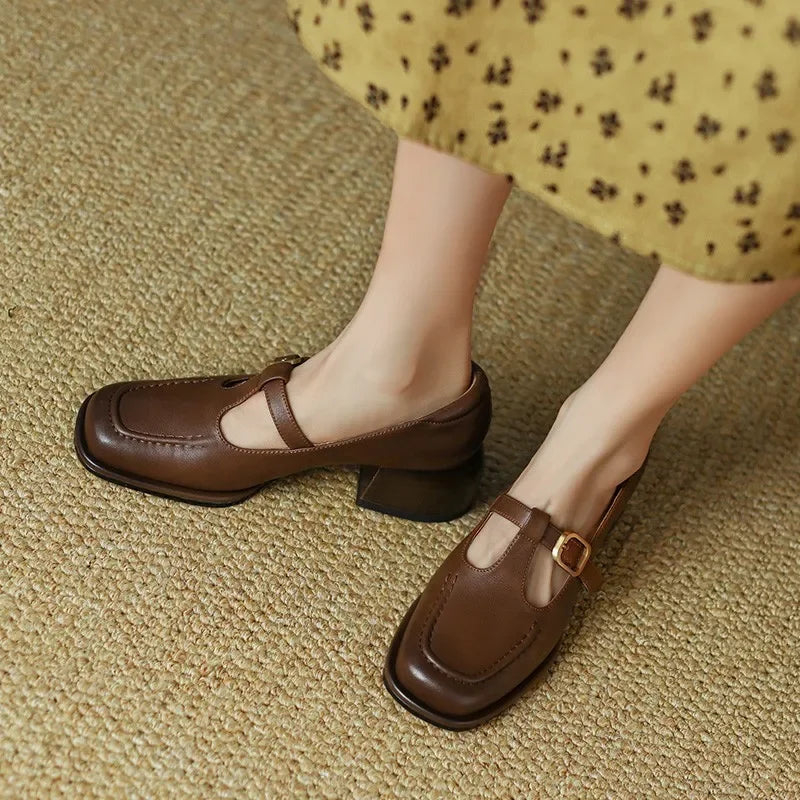 Ysolenne - T-Bandschoenen met Vintage Elegantie