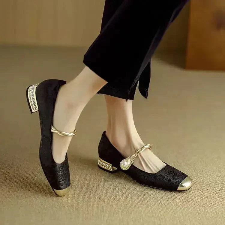 Parelriem Vintage Mary Jane Hakken